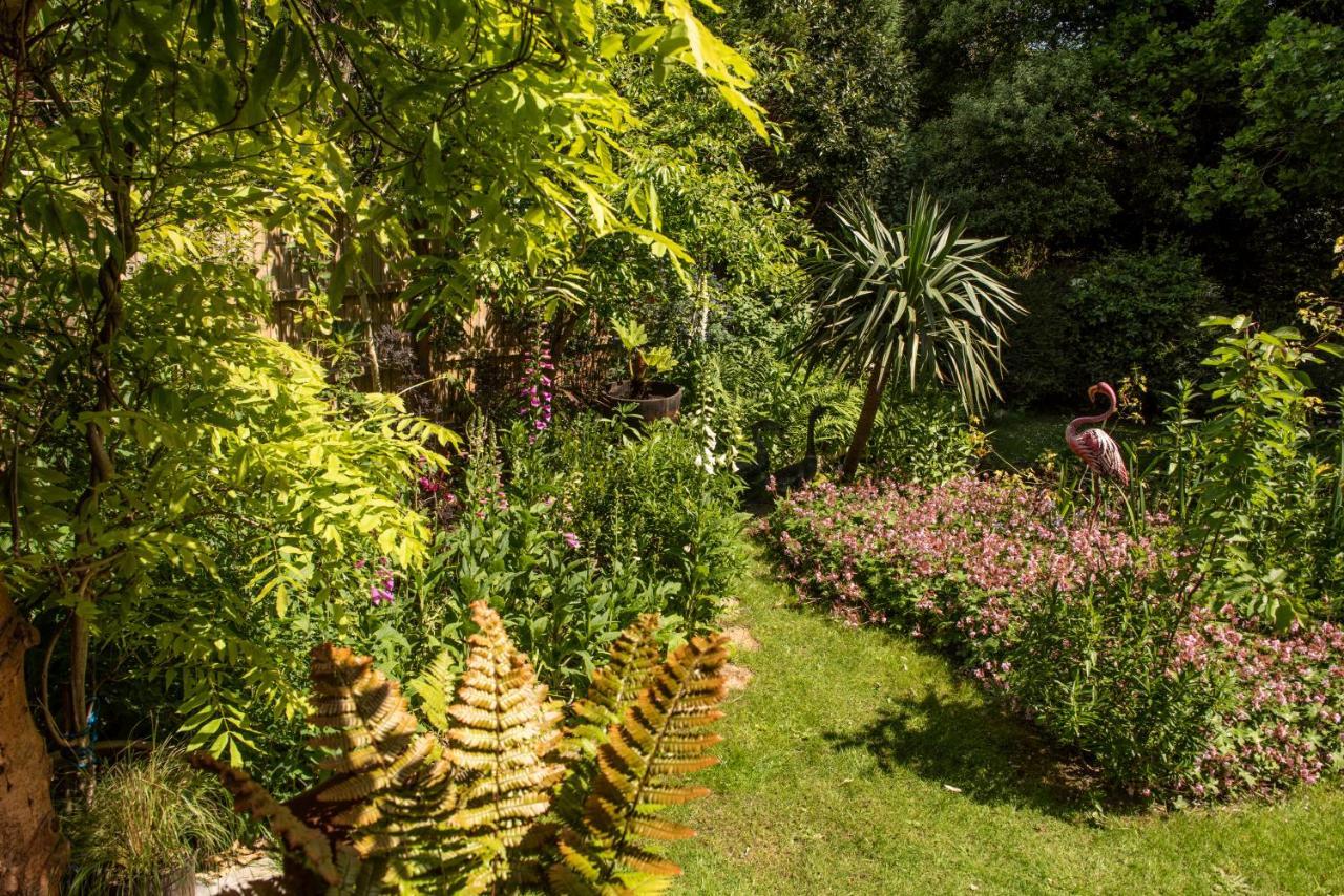 Ward Avenue B&B Cowes  Εξωτερικό φωτογραφία